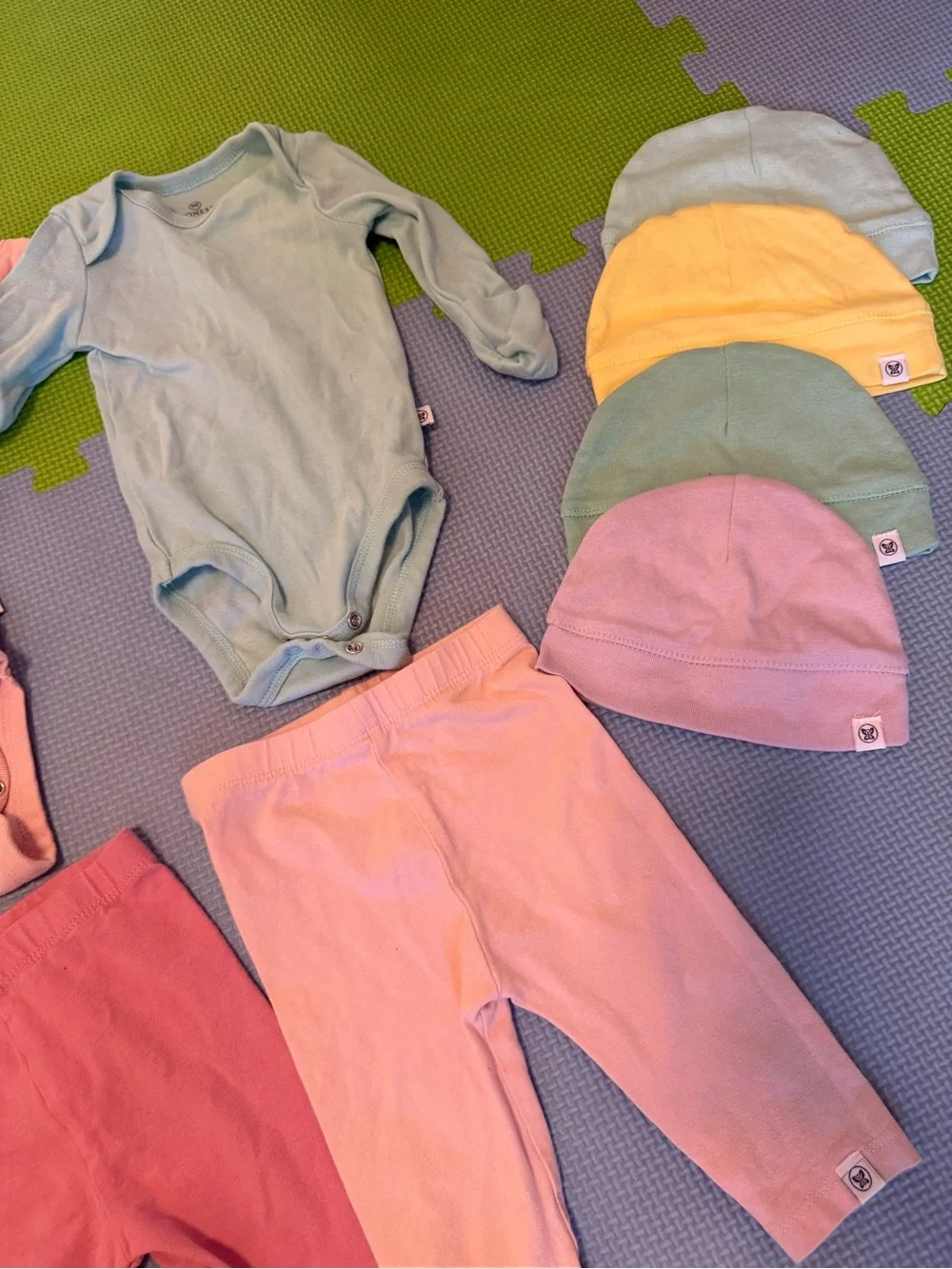 Baby Long-Sleeve Bodysuits and Leggings Set with pastel hats